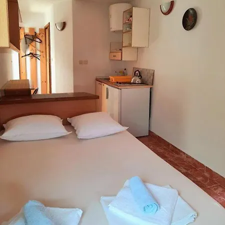Kassa Apartment *